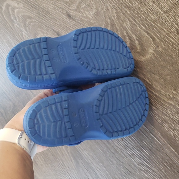 Blue Crocs - Picture 5 of 6